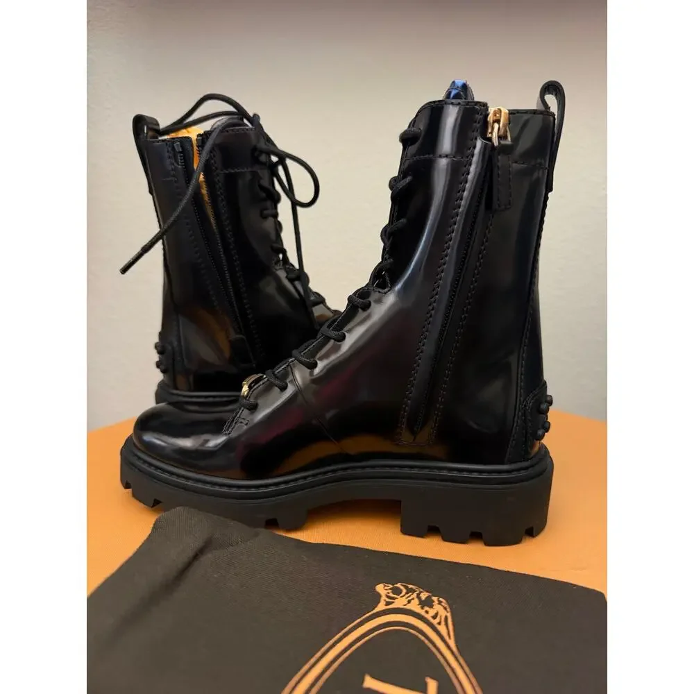 New in box Tods ankle combat boots sz 5.5 LEATHER block heel